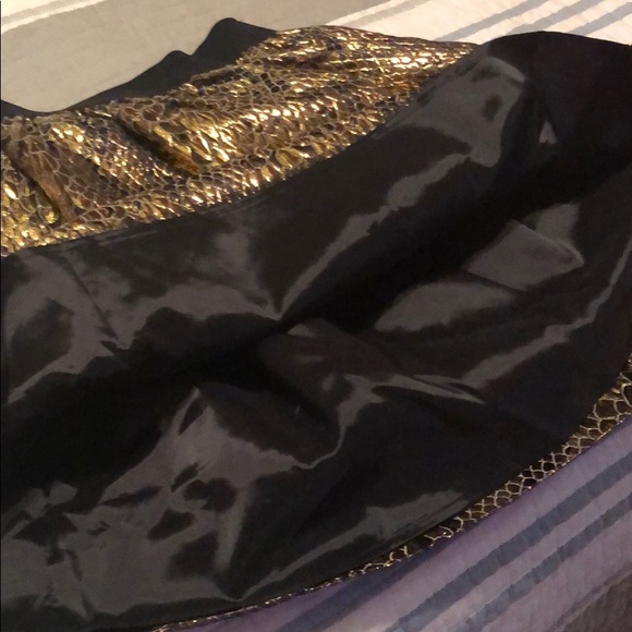 💰⬇️Body by Victoria’s Secret High Waisted Skirt - Picture 6 of 6